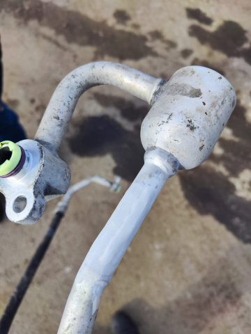 Ремонт РВД трубок автокондиционера своими руками: стоит ли рисковать?